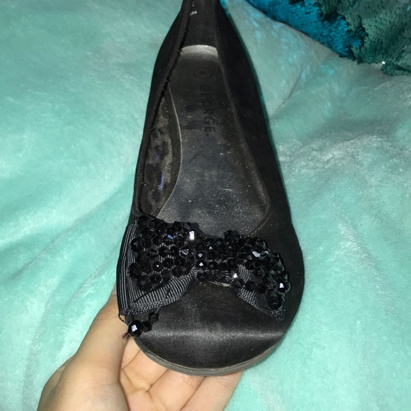 Heels - Picture 2 of 2